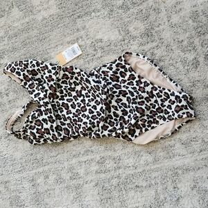 ✔️Women's Leopard Print Swimsuit
